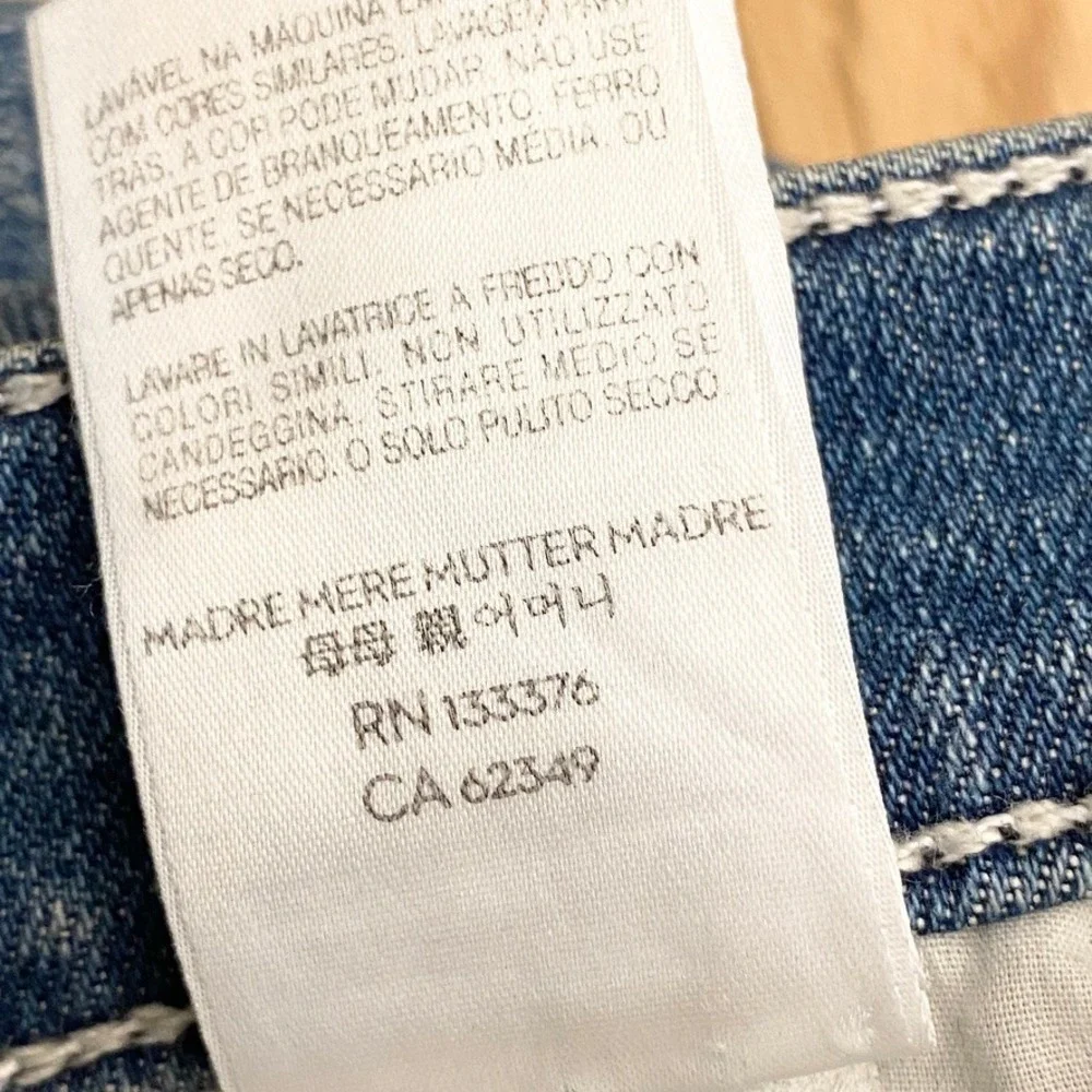 MOTHER The Rascal Ankle Chew Jeans Learning to Hula Distressed Straight Crop 26